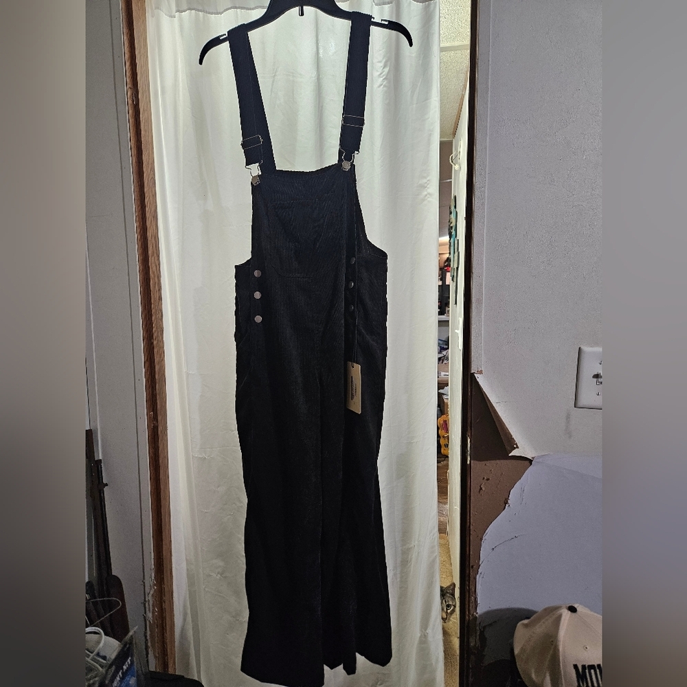Litz New With Tags Black Corduroy Wide Leg Overalls!